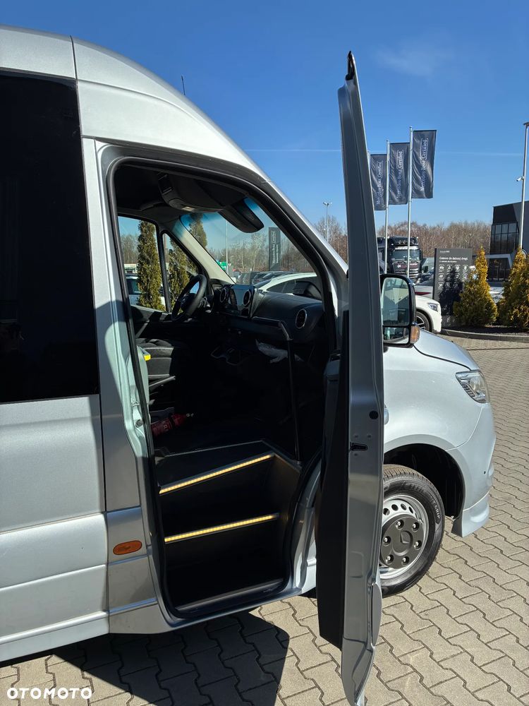 Mercedes-Benz Sprinter 519 CDI - 11