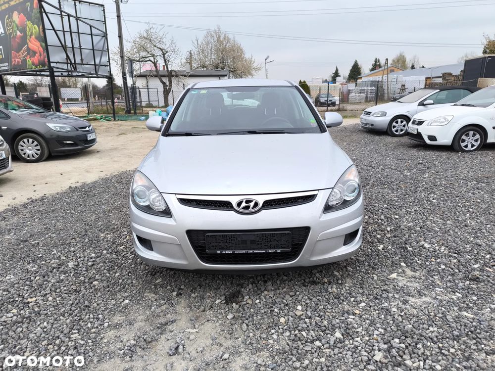 Hyundai i30 1.4 Classic + - 3