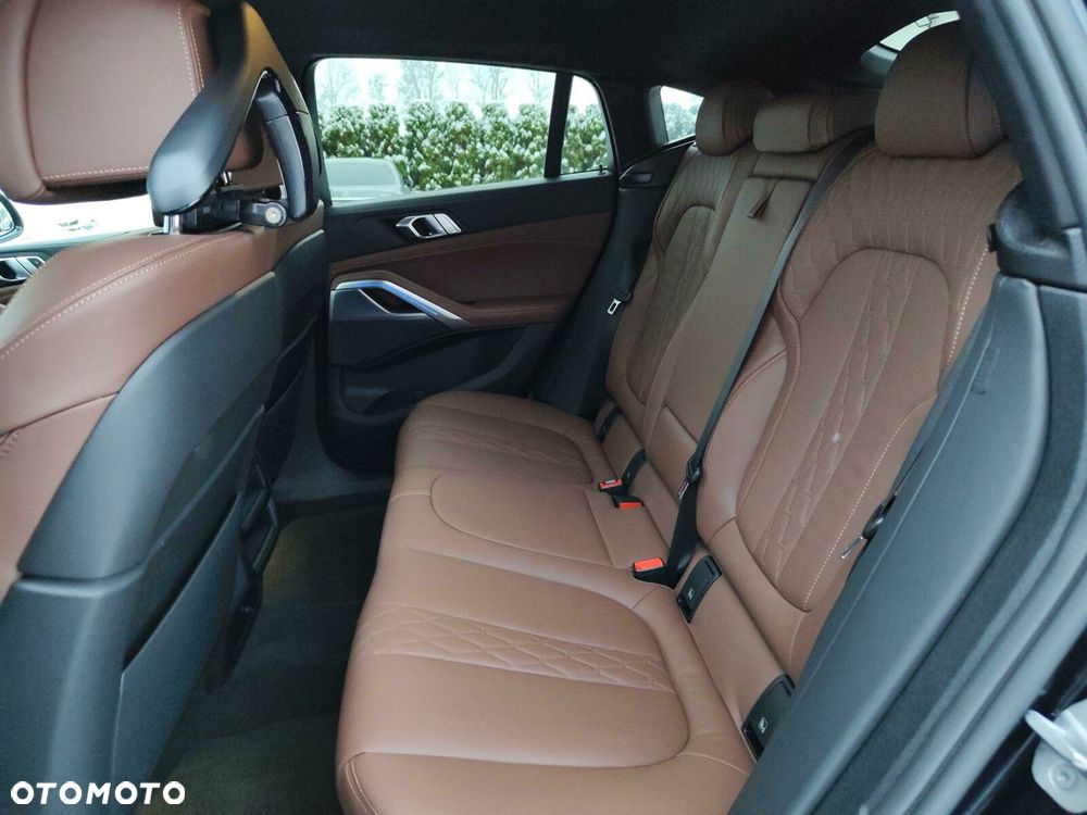 BMW X6 - 17