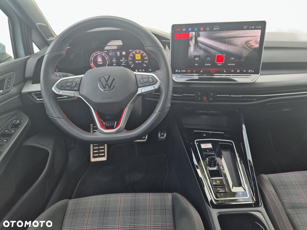 Volkswagen Golf - 14