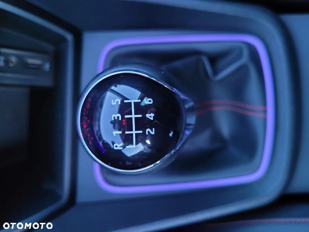 Seat Leon 2.0 TDI DPF FR Black Matt Edition - 15