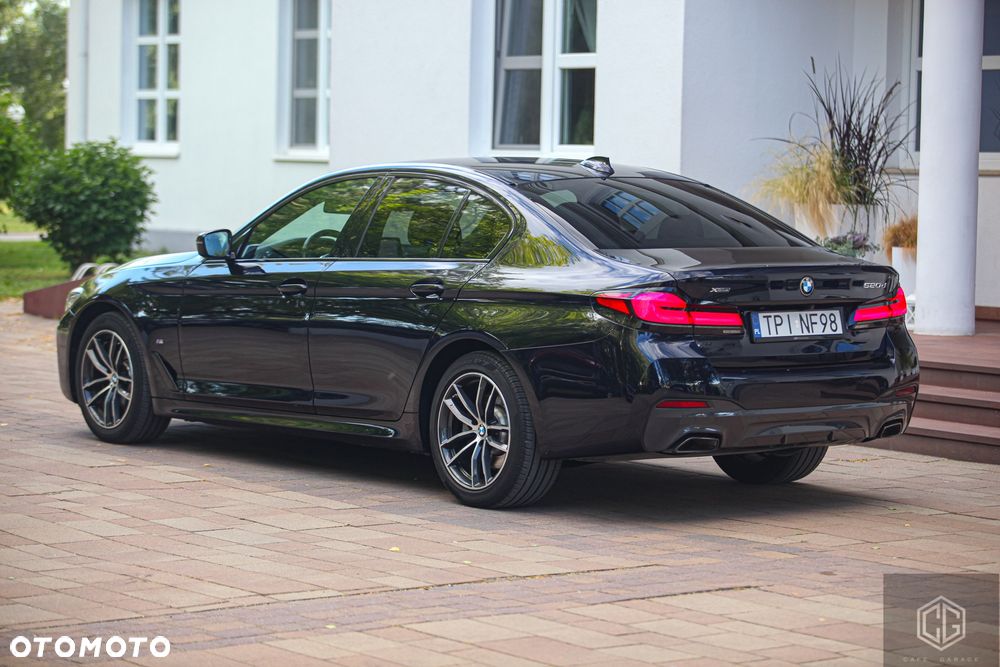 BMW Seria 5 520d MHEV M Sport sport - 8