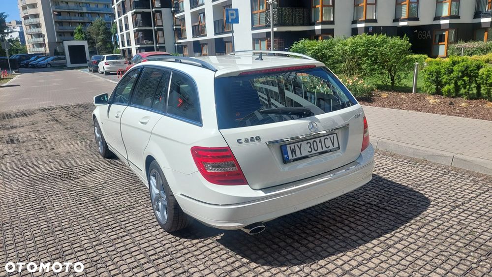 Mercedes-Benz Klasa C 220 T CDI DPF Automatik BlueEFFICIENCY Avantgarde - 4