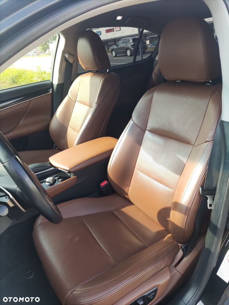 Lexus GS - 12
