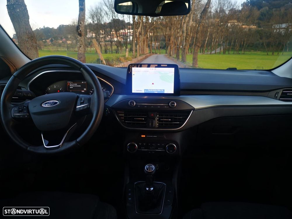 Ford Focus SW 1.5 TDCi EcoBlue ST-Line - 9