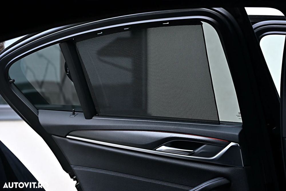 BMW Seria 5 520d AT MHEV - 31