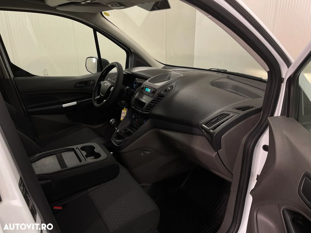 Ford Transit Connect - 7