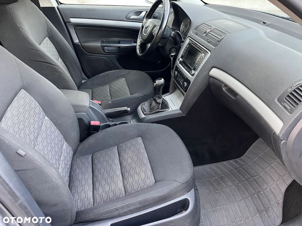 Skoda Octavia 1.6 TDI Elegance - 6