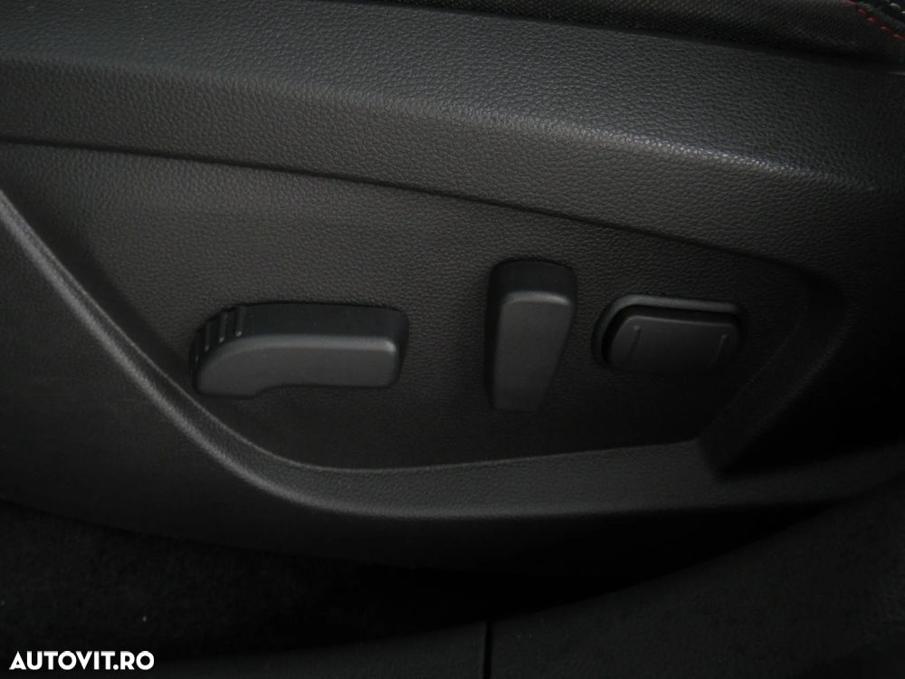 Renault Arkana E-TECH 145 R.S.LINE - 31