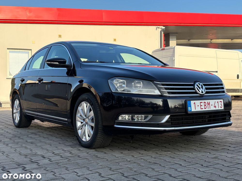 Volkswagen Passat - 10