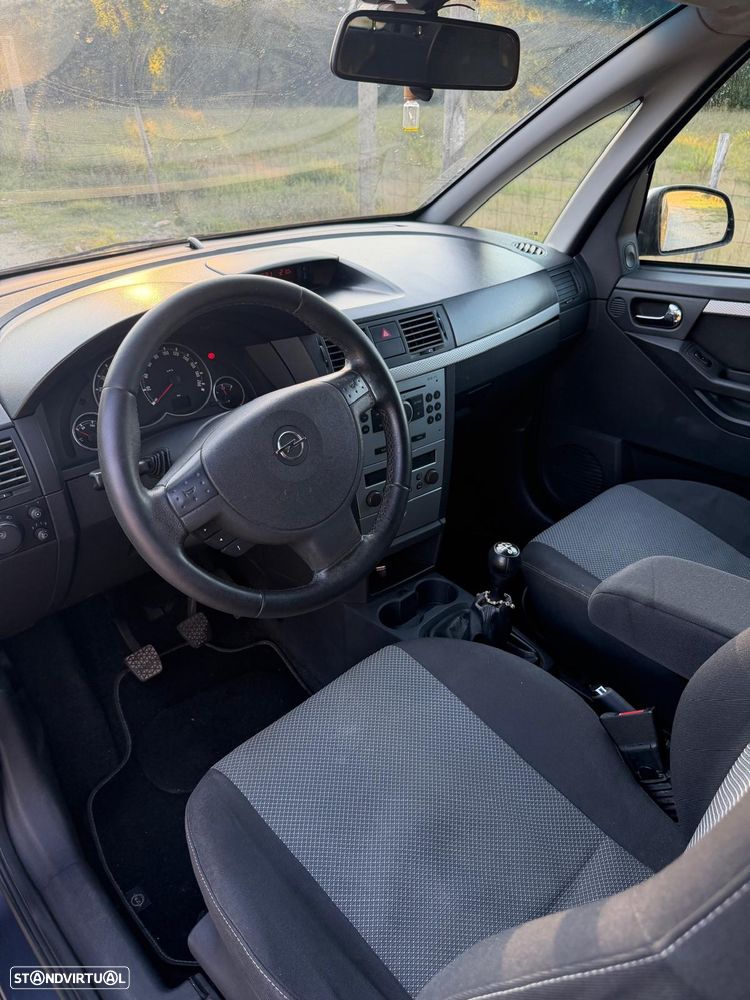 Opel Meriva 1.3 CDTi Cosmo - 26