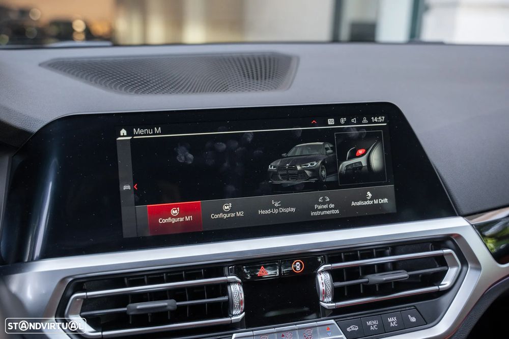 BMW M3 Competition xDrive - 38