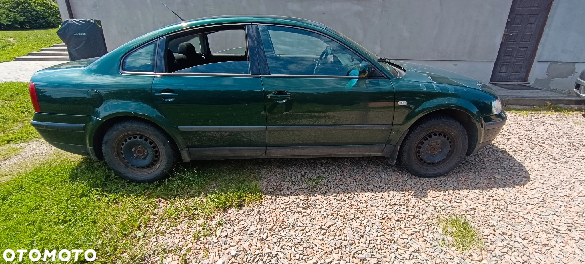 Volkswagen Passat - 2