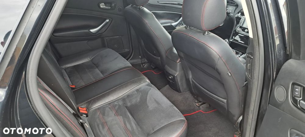 Ford Mondeo SW 2.5 Titanium S - 27