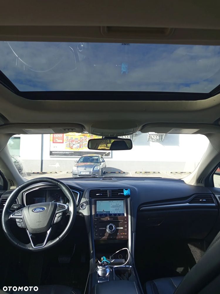Ford Fusion 2.0 EcoBoost Titanium - 12