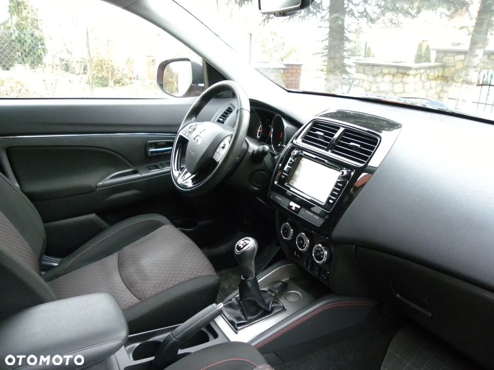 Mitsubishi ASX 1.6 2WD Edition 100+ - 19