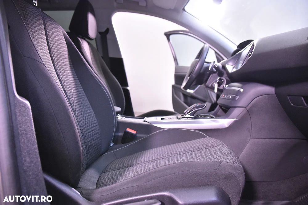 Peugeot 308 - 11