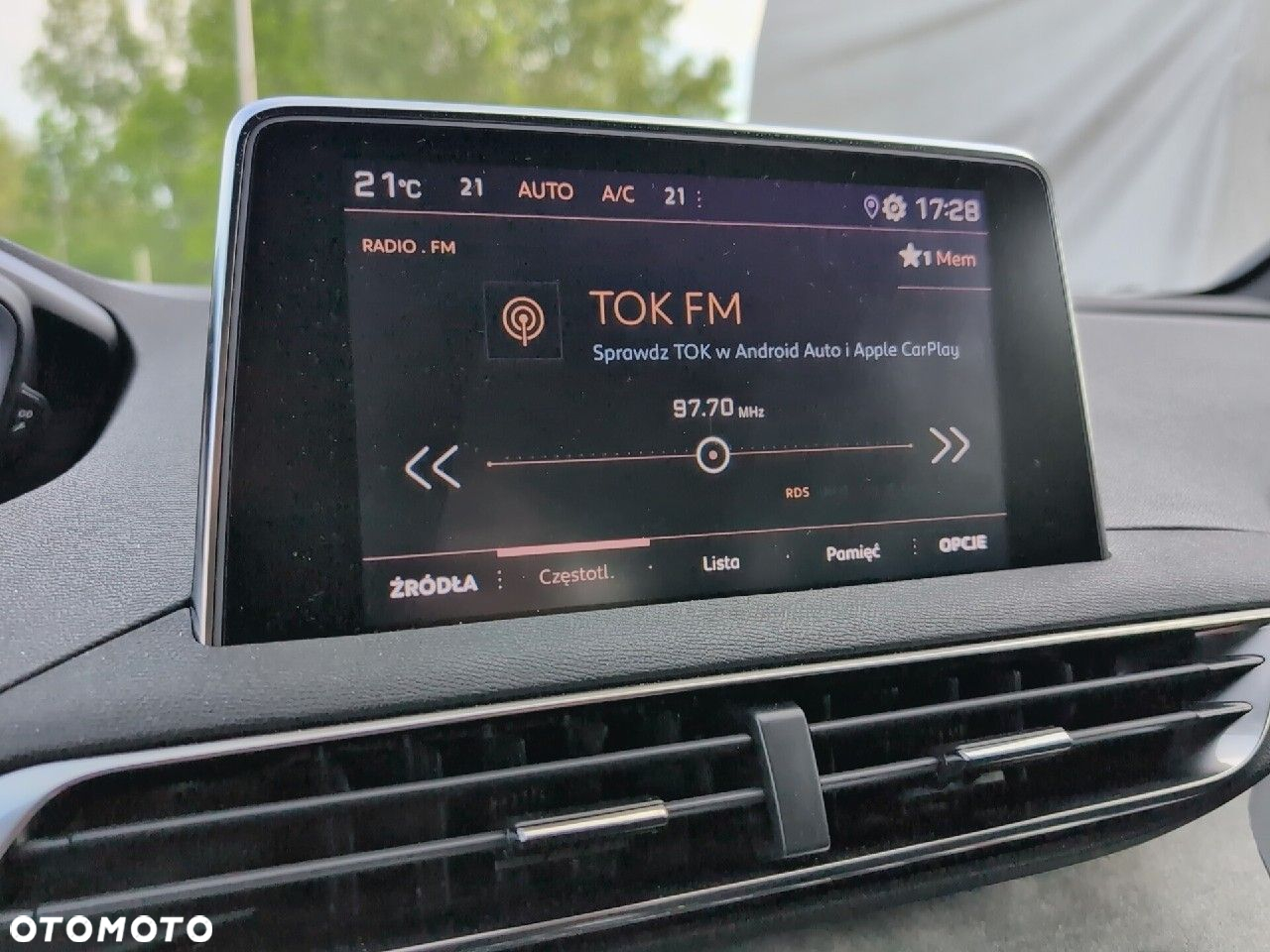 Peugeot 5008 - 22