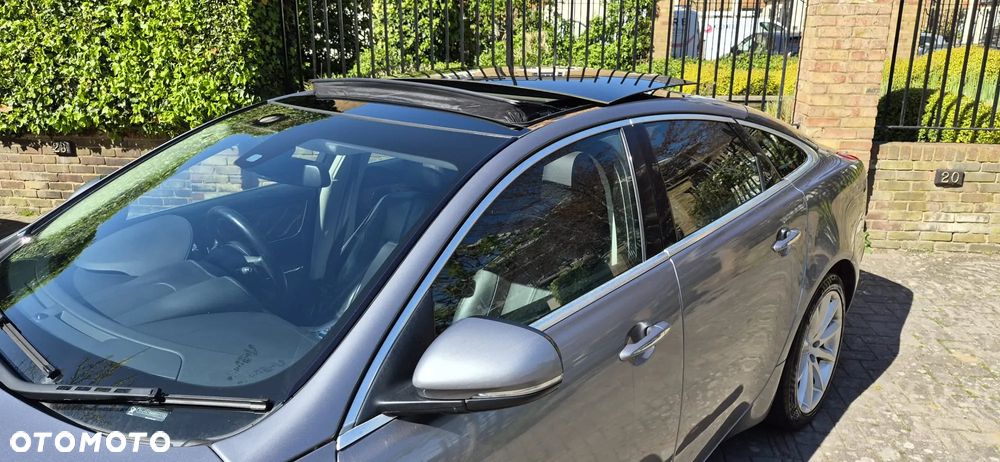 Jaguar XJ 3.0 V6 S Luxury - 4