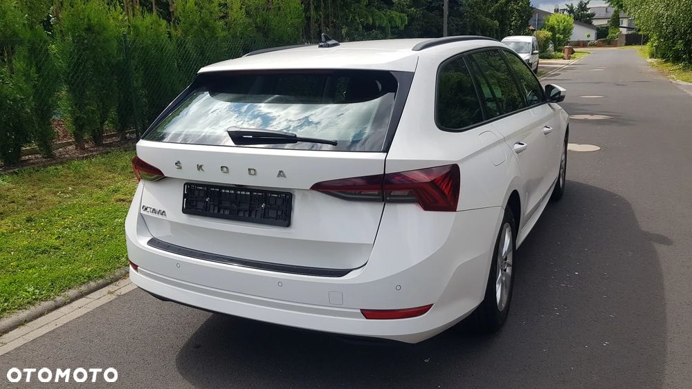 Skoda Octavia 2.0 TDI Edition Plus - 14