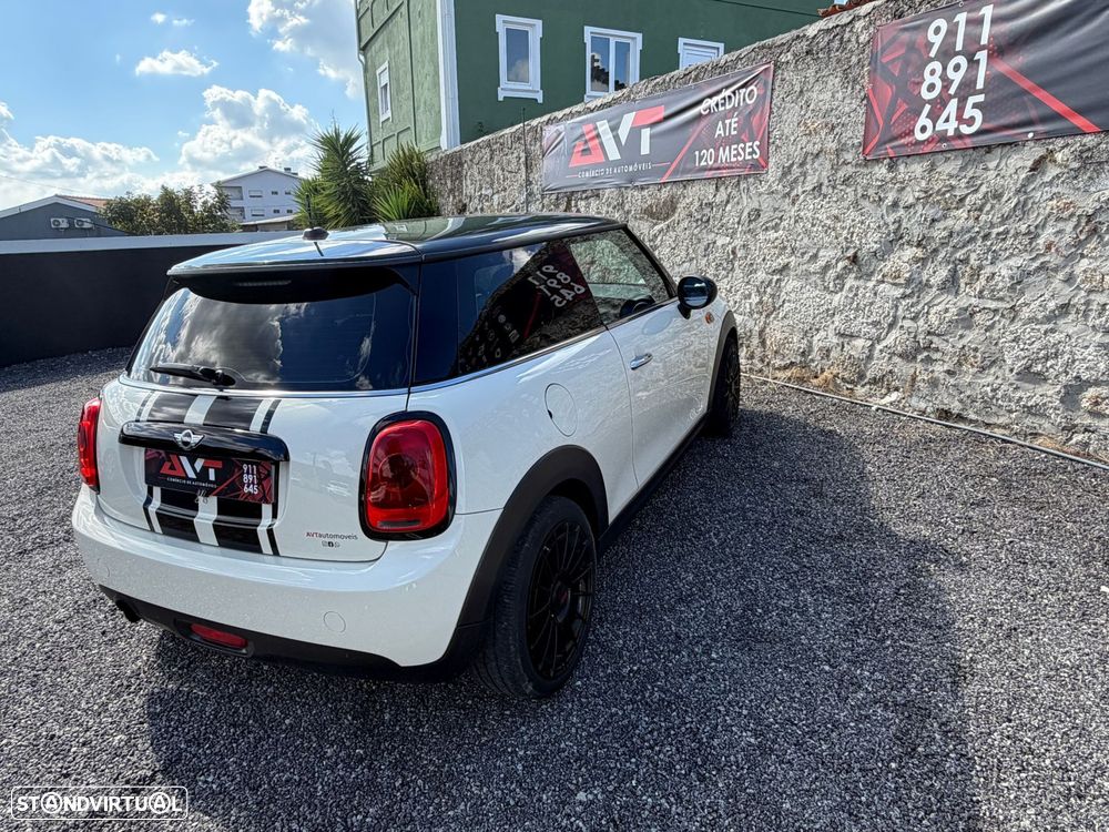 MINI 3 Portas One D - 11