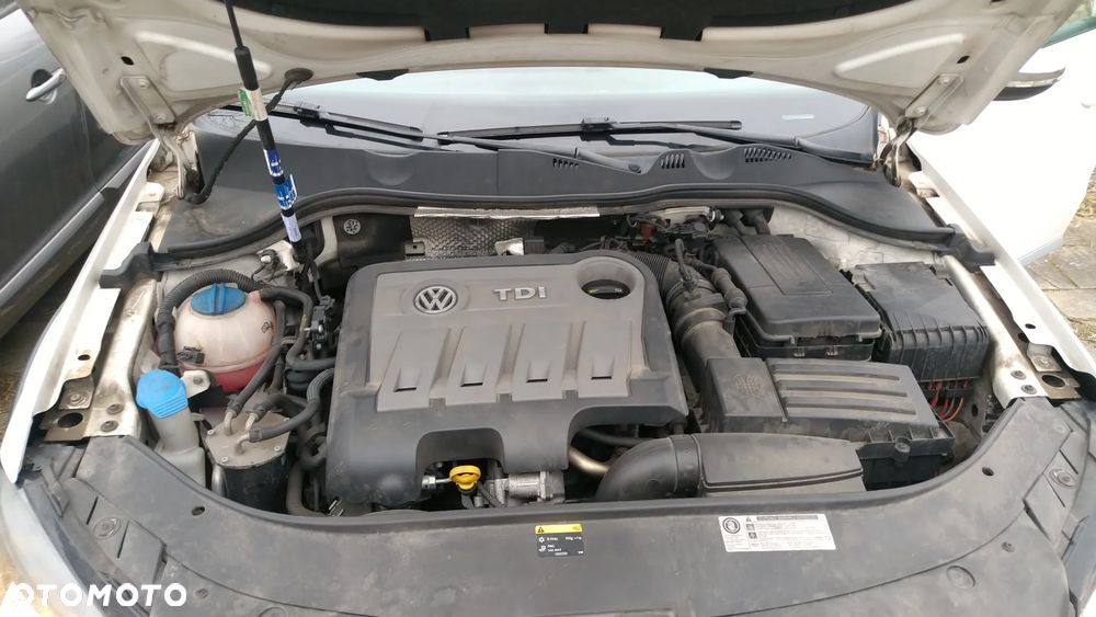 Volkswagen Passat Alltrack - 15