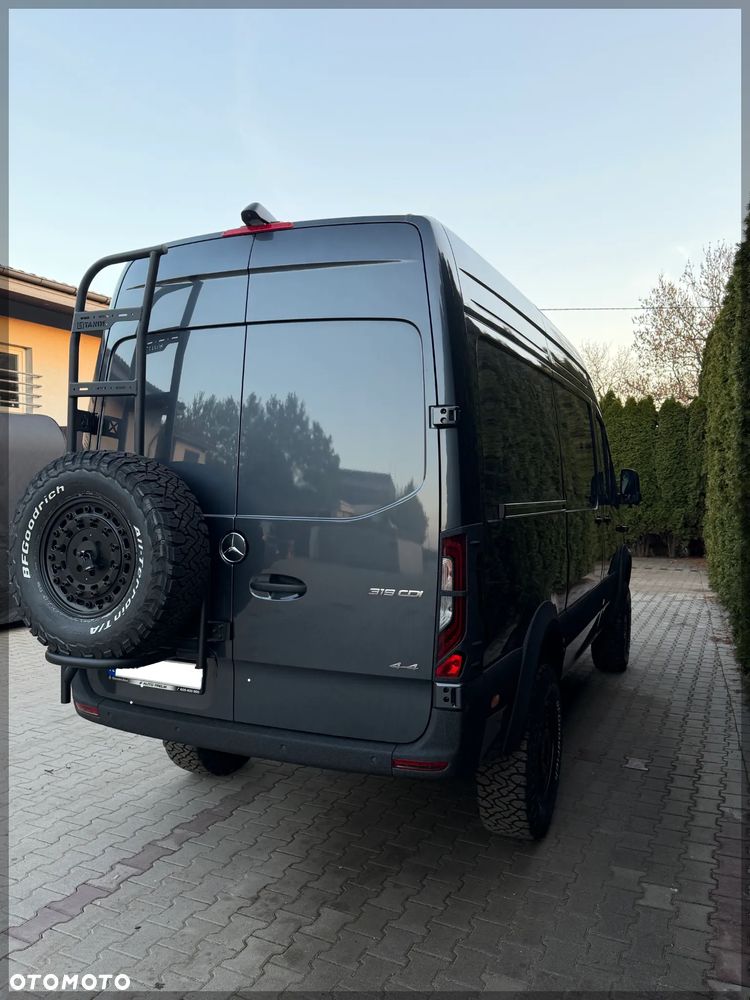 Mercedes-Benz Sprinter - 7