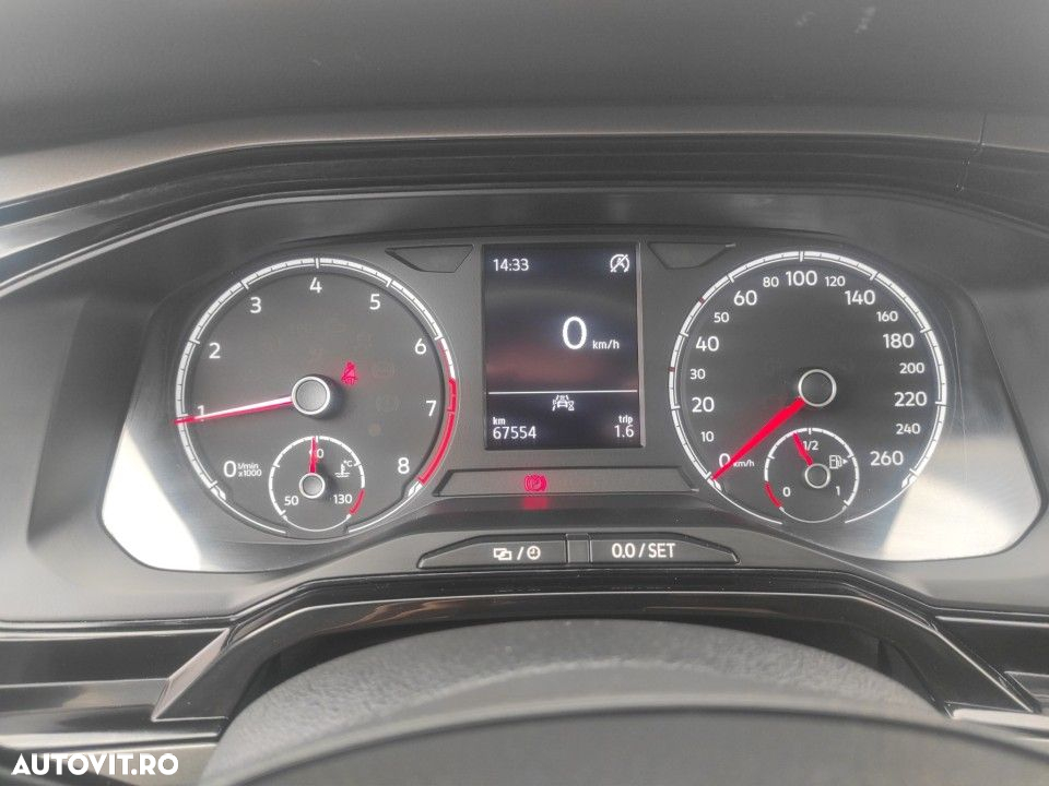 Volkswagen Polo - 11