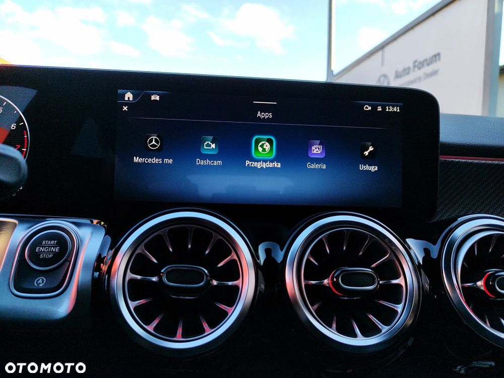 Mercedes-Benz GLB 200 AMG Line 7G-DCT - 22