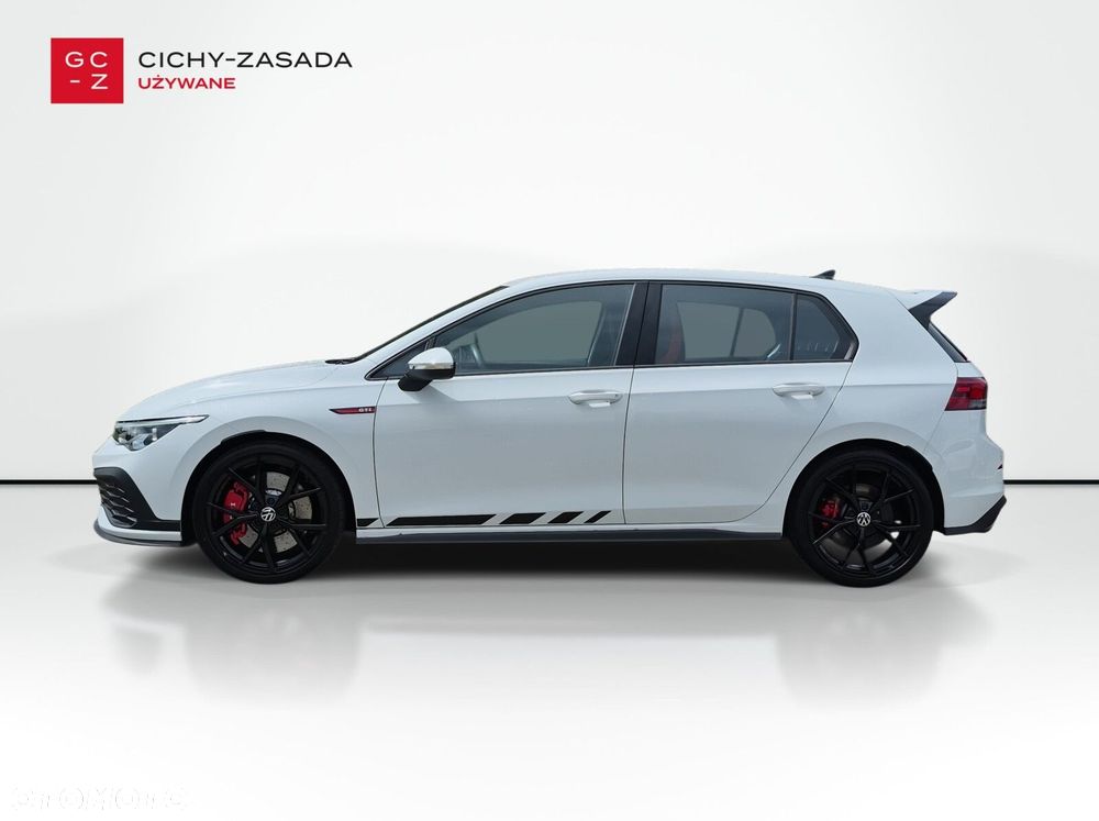 Volkswagen Golf - 2