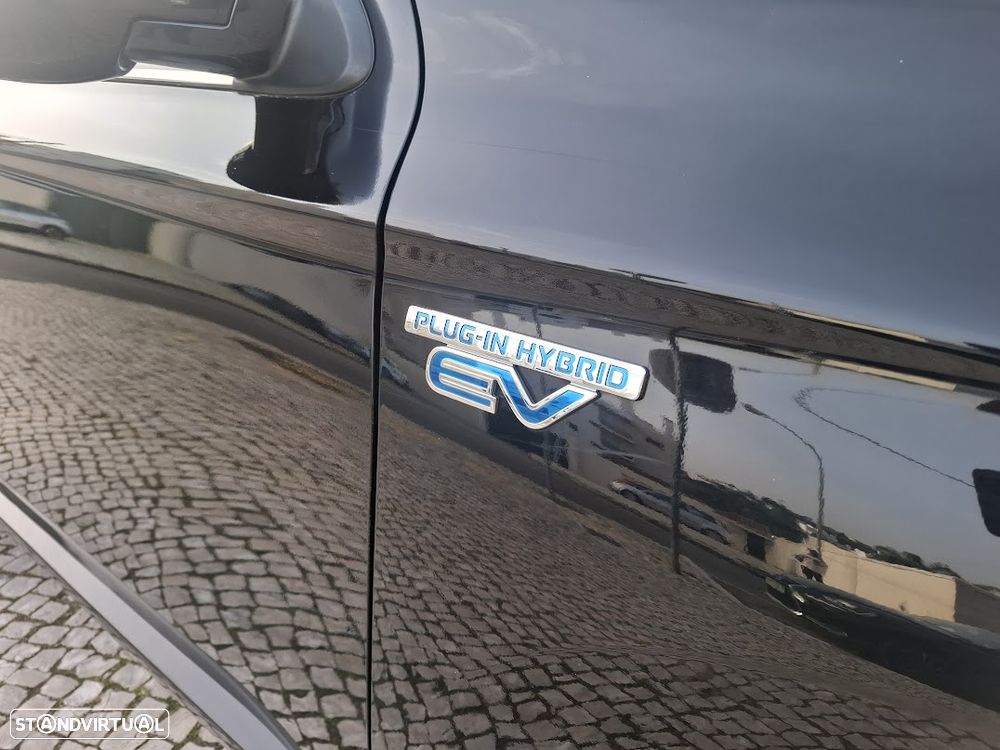 Mitsubishi Outlander - 56