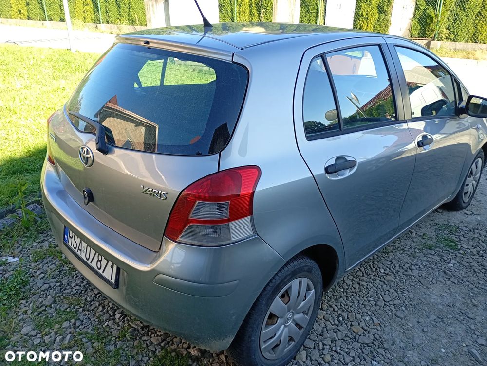 Toyota Yaris 1.0 Entry - 7