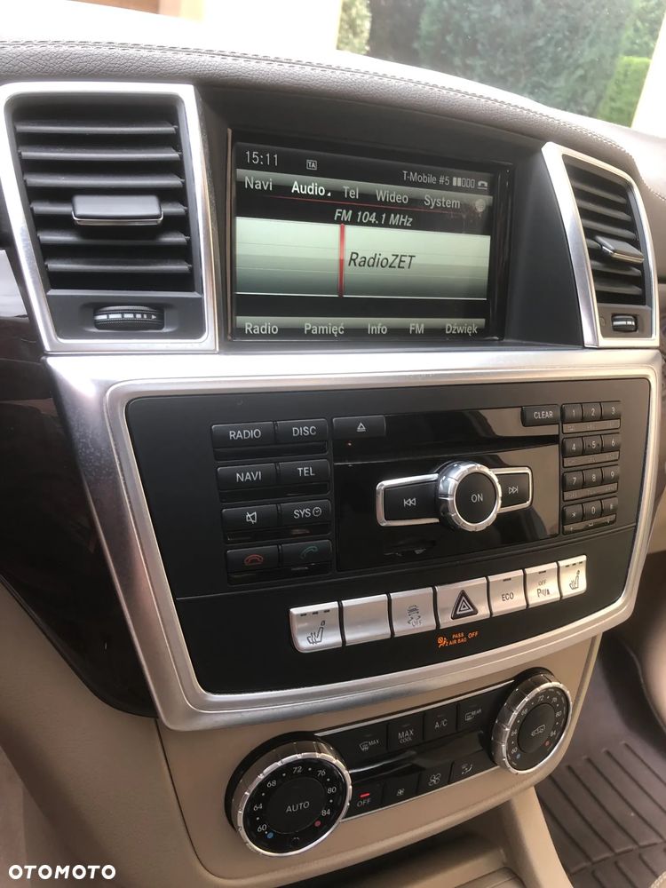 Mercedes-Benz GL 400 4Matic 7G-TRONIC - 23
