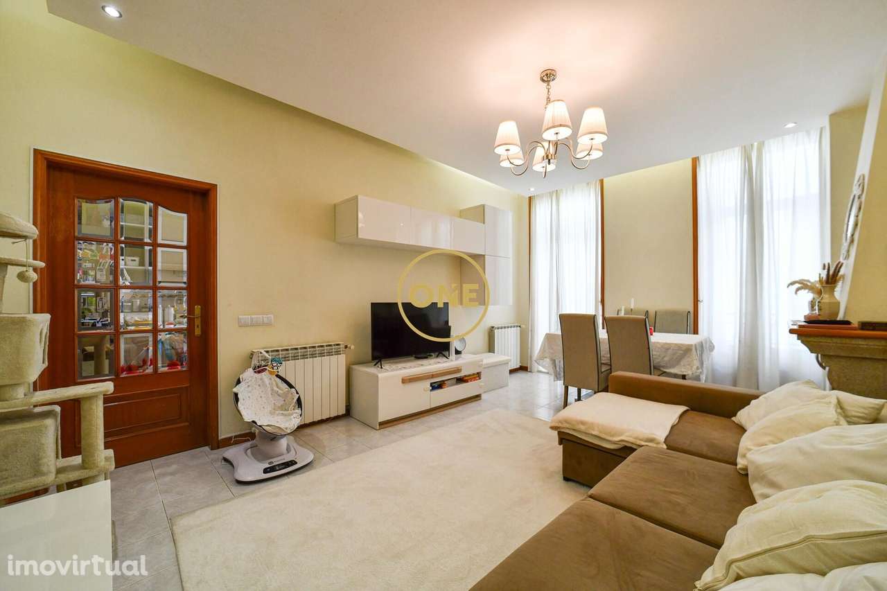 Exelente T2 em plena Nacional 13, no centro da Póvoa de Varzim - Grande imagem: 4/34