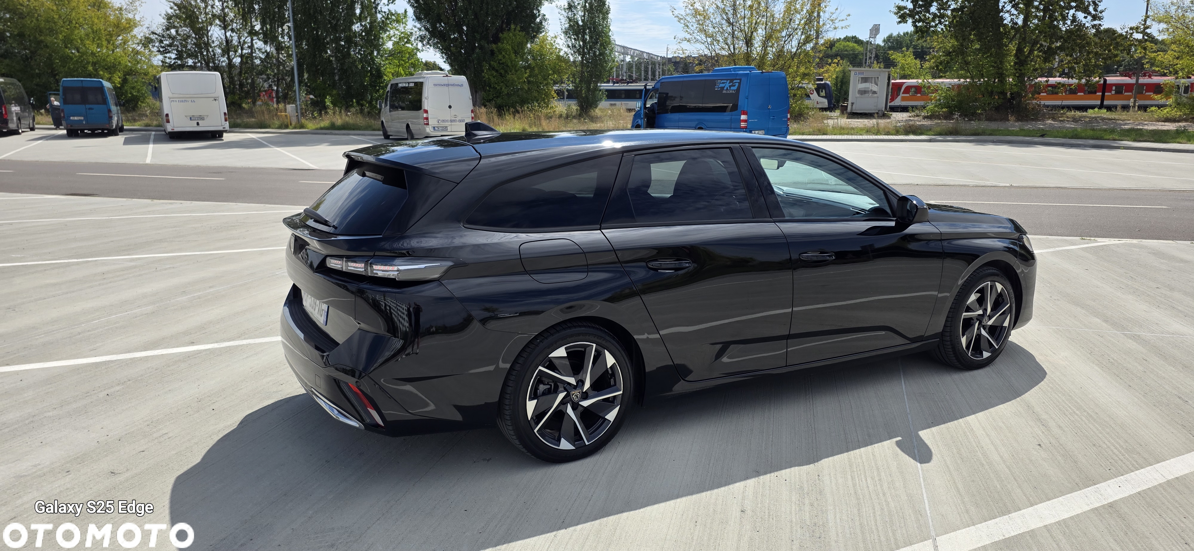 Peugeot 308 SW BlueHDi 130 EAT8 Stop & Start Allure Pack - 11