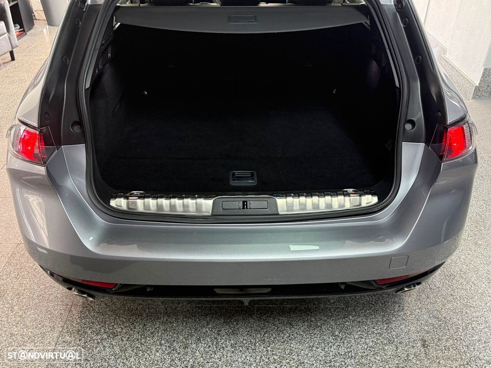 Peugeot 508 SW 1.6 Hybrid Allure Pack e-EAT8 - 8