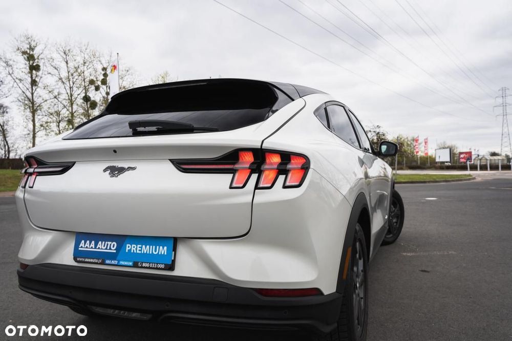 Ford Mustang - 16