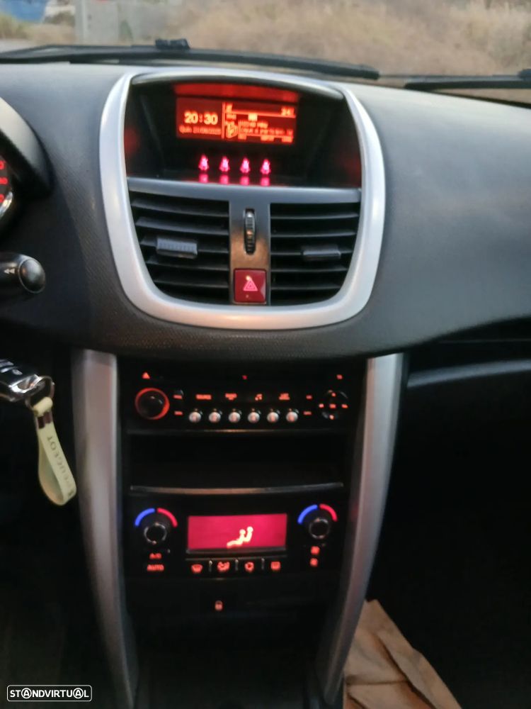 Peugeot 207 SW 1.6 HDi Sport FAP - 24