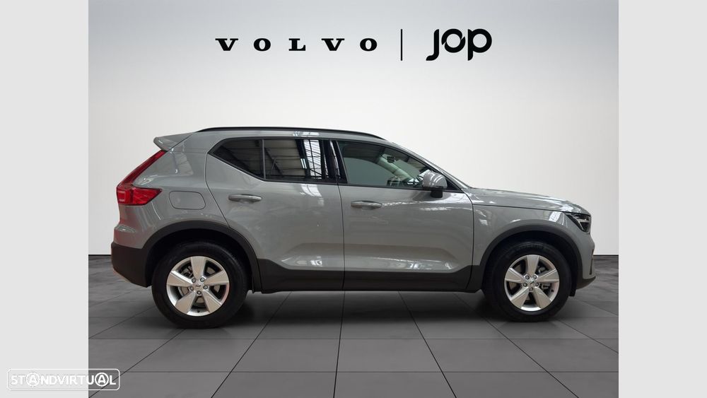 Volvo XC 40 2.0 B3 Essential - 6