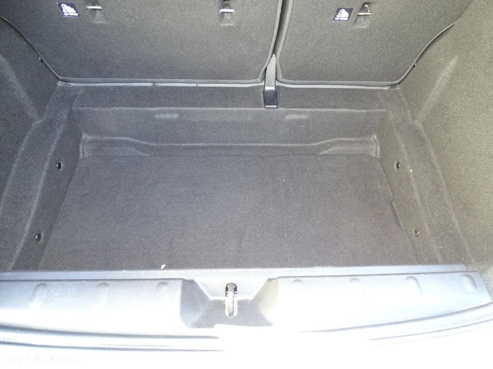 MINI Cooper Essential Trim - 19