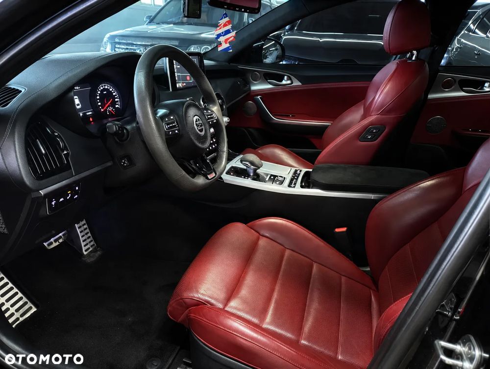 Kia Stinger 3.3 T-GDI AWD GT - 8