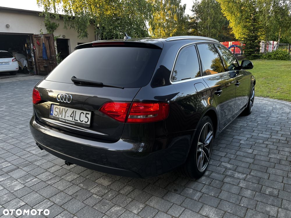 Audi A4 Avant 2.0 TDI - 10
