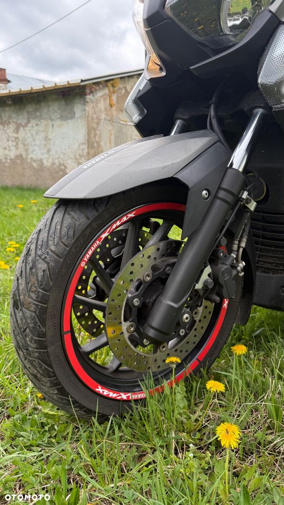 Yamaha X-max - 10