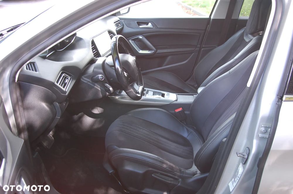 Peugeot 308 BlueHDi FAP 120 EAT6 Stop&Start Allure - 8