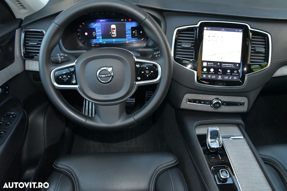 Volvo XC 90 B5 D AWD Ultimate Dark - 28