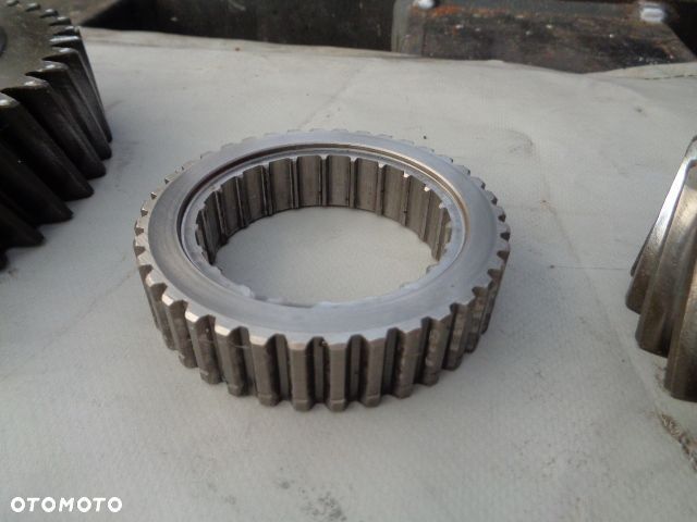 Części skrzynia biegów tylny most McCormick MTX ZTX XTX XTX185 XTX200 XTX215 - 12