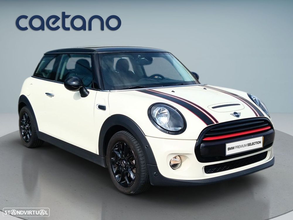 MINI 3 Portas Cooper D Auto - 12