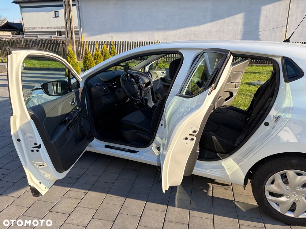 Renault Clio Energy TCe 90 Start & Stop Expression - 11