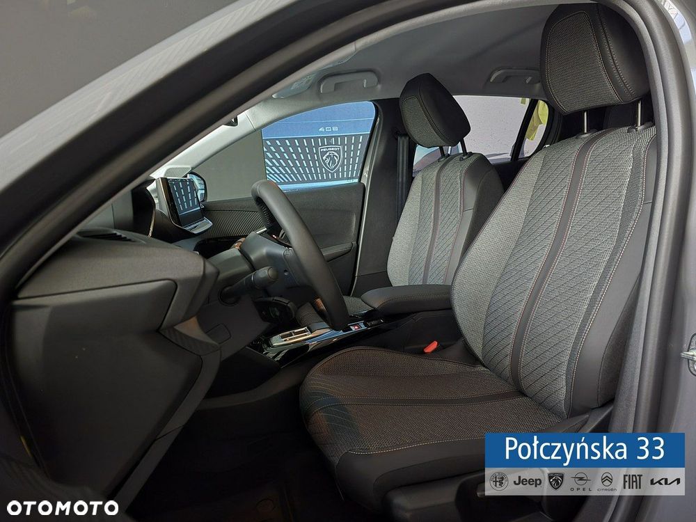 Peugeot 208 - 14
