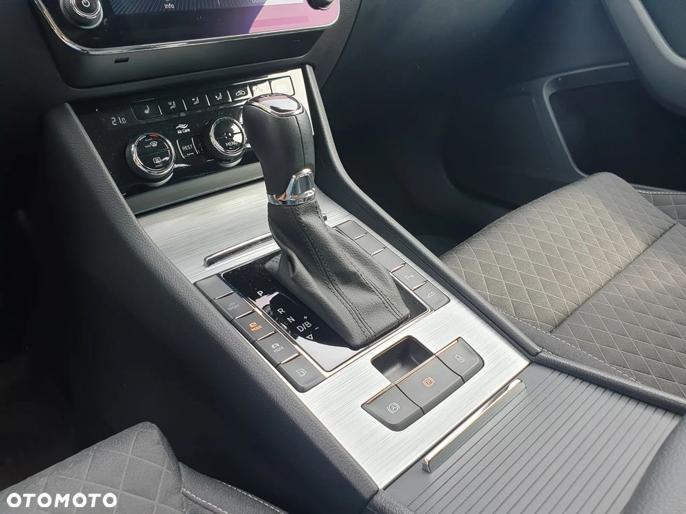 Skoda Superb 1.4 TSI Plug-In Hybrid Style DSG - 30